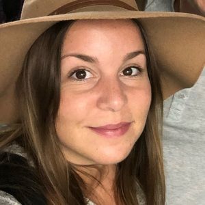 Meet your Posher, Shelbi